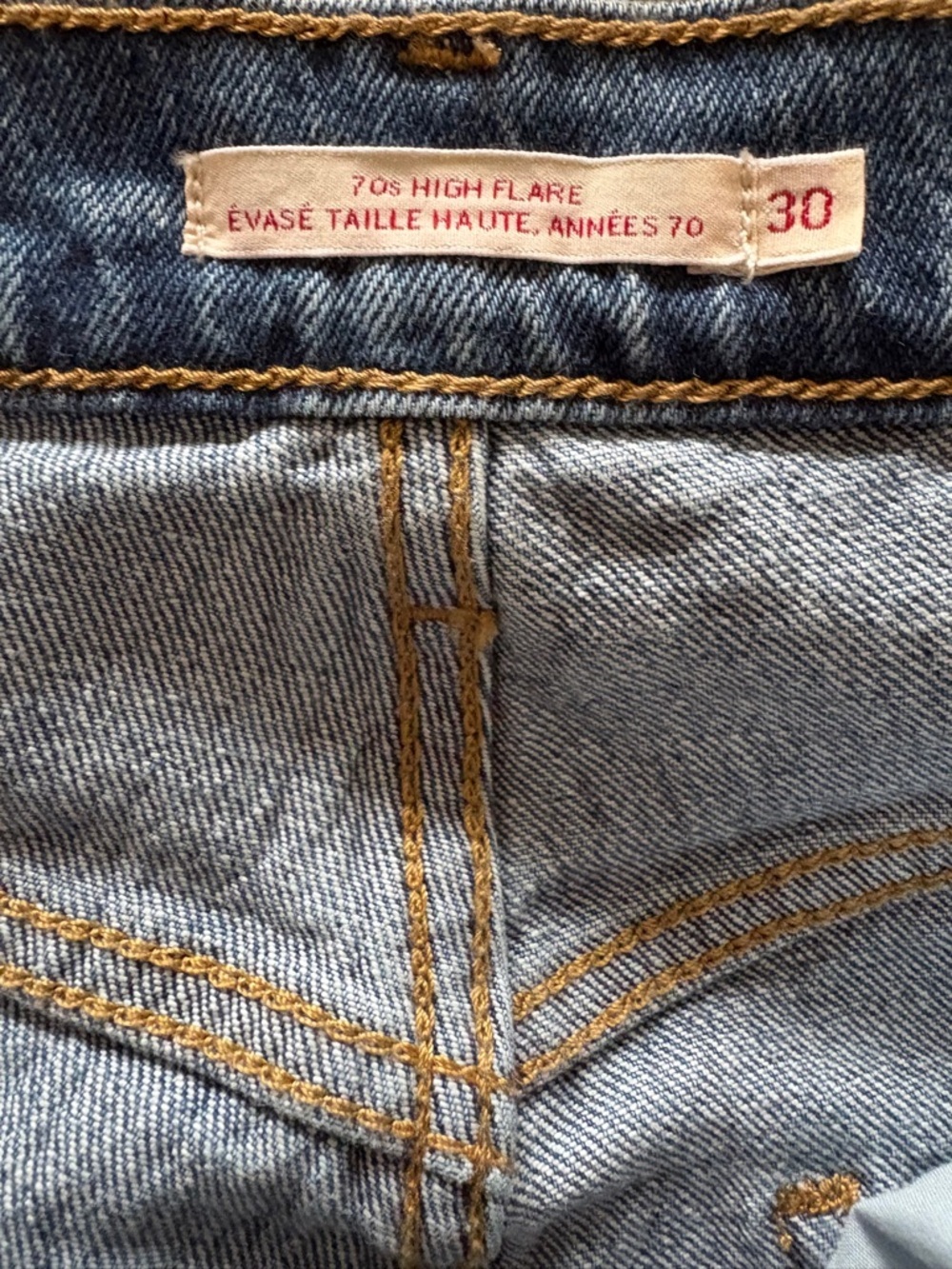NWT Levi's 70s High Flare Jean - Picture 12 of 15